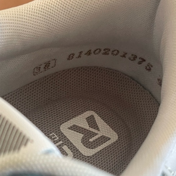 Rieker White and Green Leaf Pattern Sneakers size 38(7-7.5 USA) - Picture 16 of 16